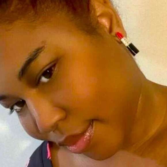 Ooh-La-LaLipstick💄💎Fun Rhinestone Pavé Earrings Red Black & Gold - Picture 5 of 8